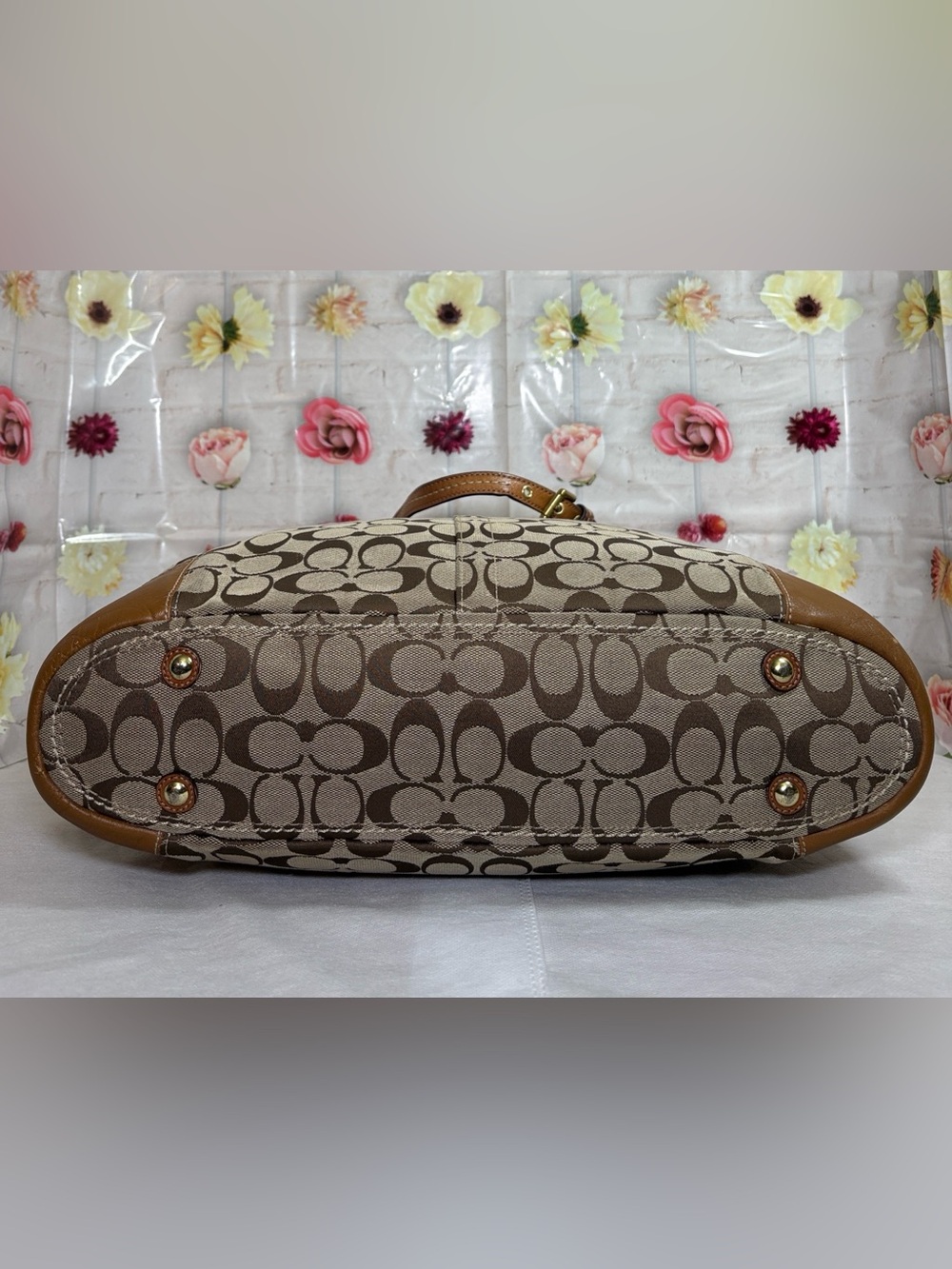 2007 Coach Brass Turnlock Buckle Straps Signature Canvas Camel Leather 15x11x4 - Picture 9 of 15